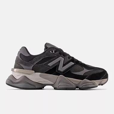 NEW BALANCE U9060BLK  MISURA 40 1\2 BLACK (UOMO)