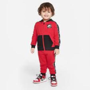 NIKE JORDAN TUTA MISURA 6-7 ANNI  RED (BAMBINI)